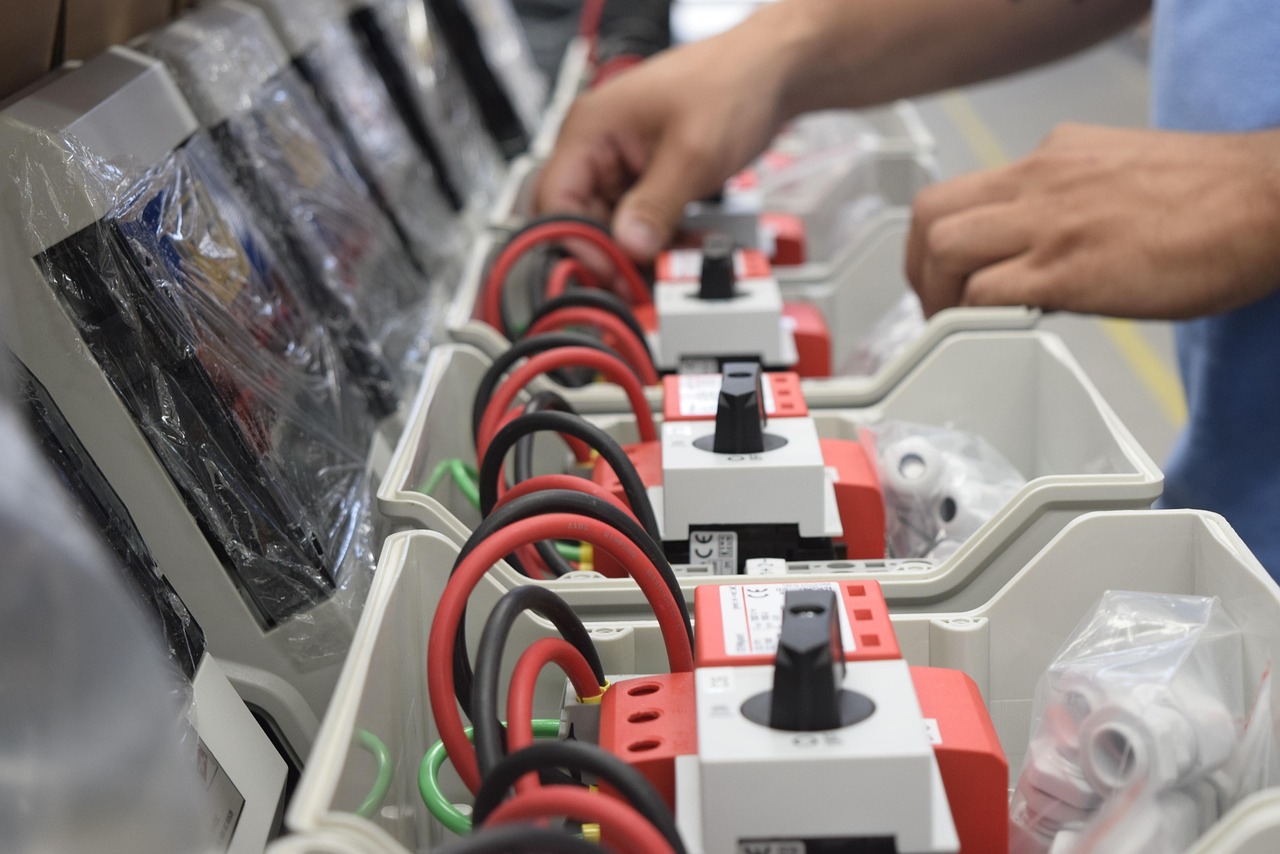 可编程序控制器（PLC）在工业自动化中的应用